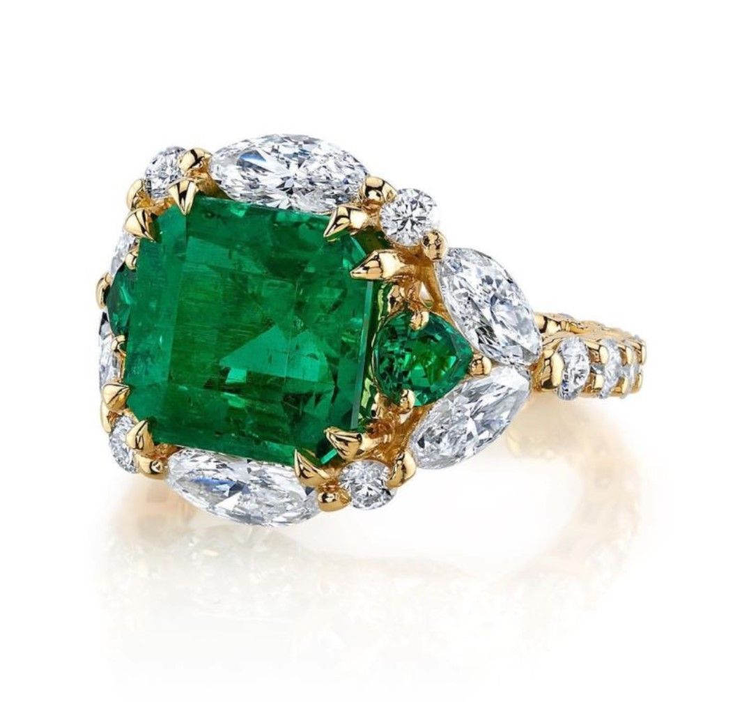 Gallery Crystal Ring
