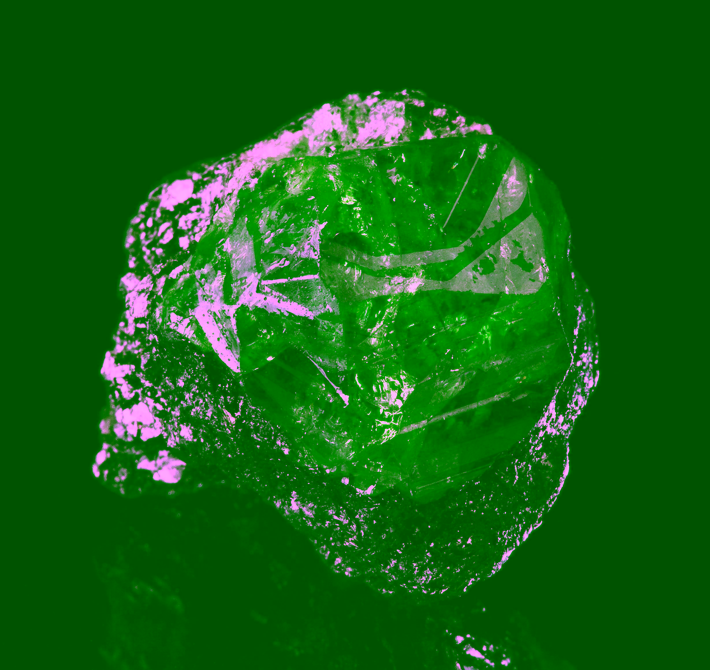 tsavorite – properties, virtues & benefits