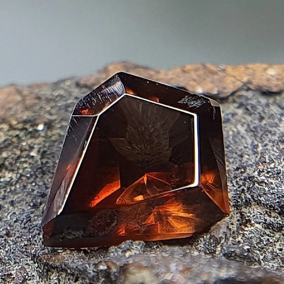 Jacinth (Zircon)