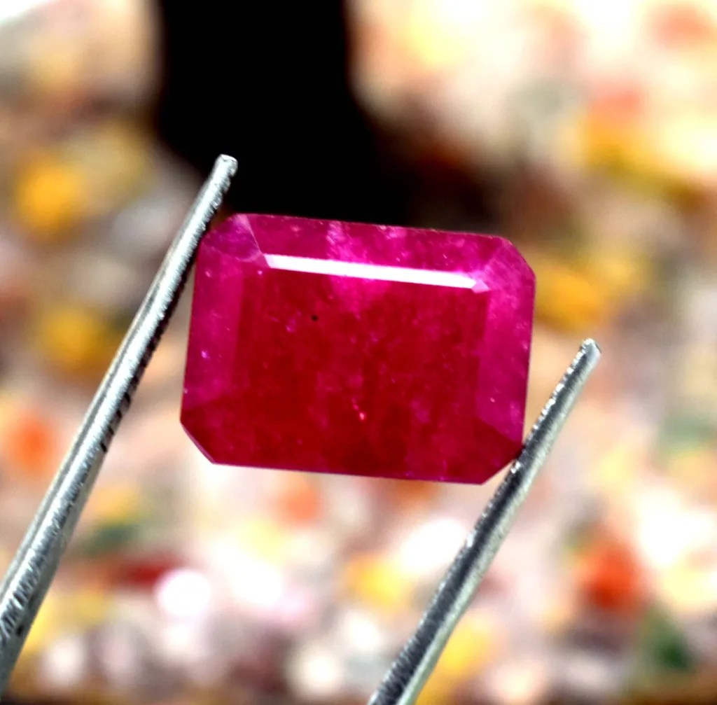Rare and Valuable Gemstones: From Alexandrite to Red Beryl